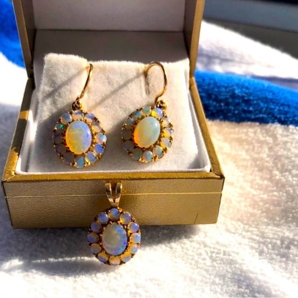 Antique fire opal earrings and pendant with chain 24 kt gold - Picture 1 of 7